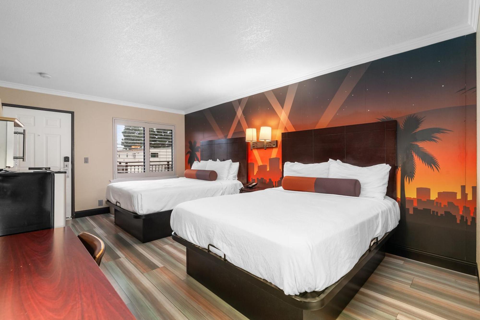 Santa Clarita Motel - Near Six Flags Magic Mountain - Valencia Экстерьер фото