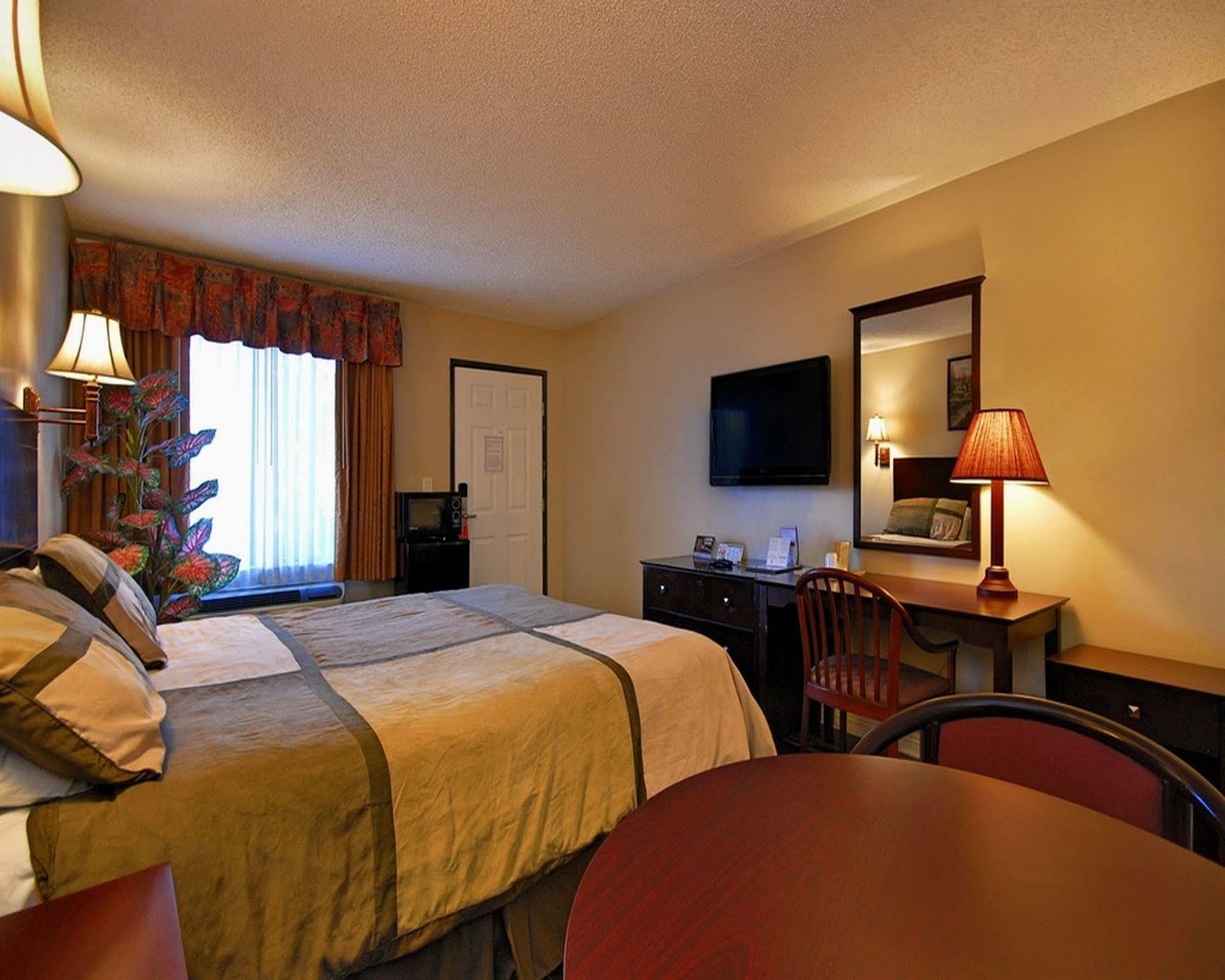 Santa Clarita Motel - Near Six Flags Magic Mountain - Valencia Экстерьер фото